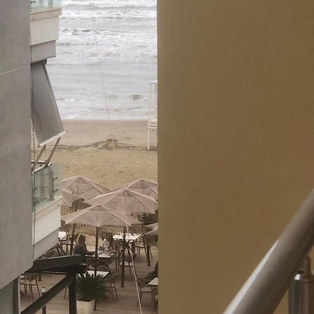Sun & Sea Apartment Durrës Kültér fotó