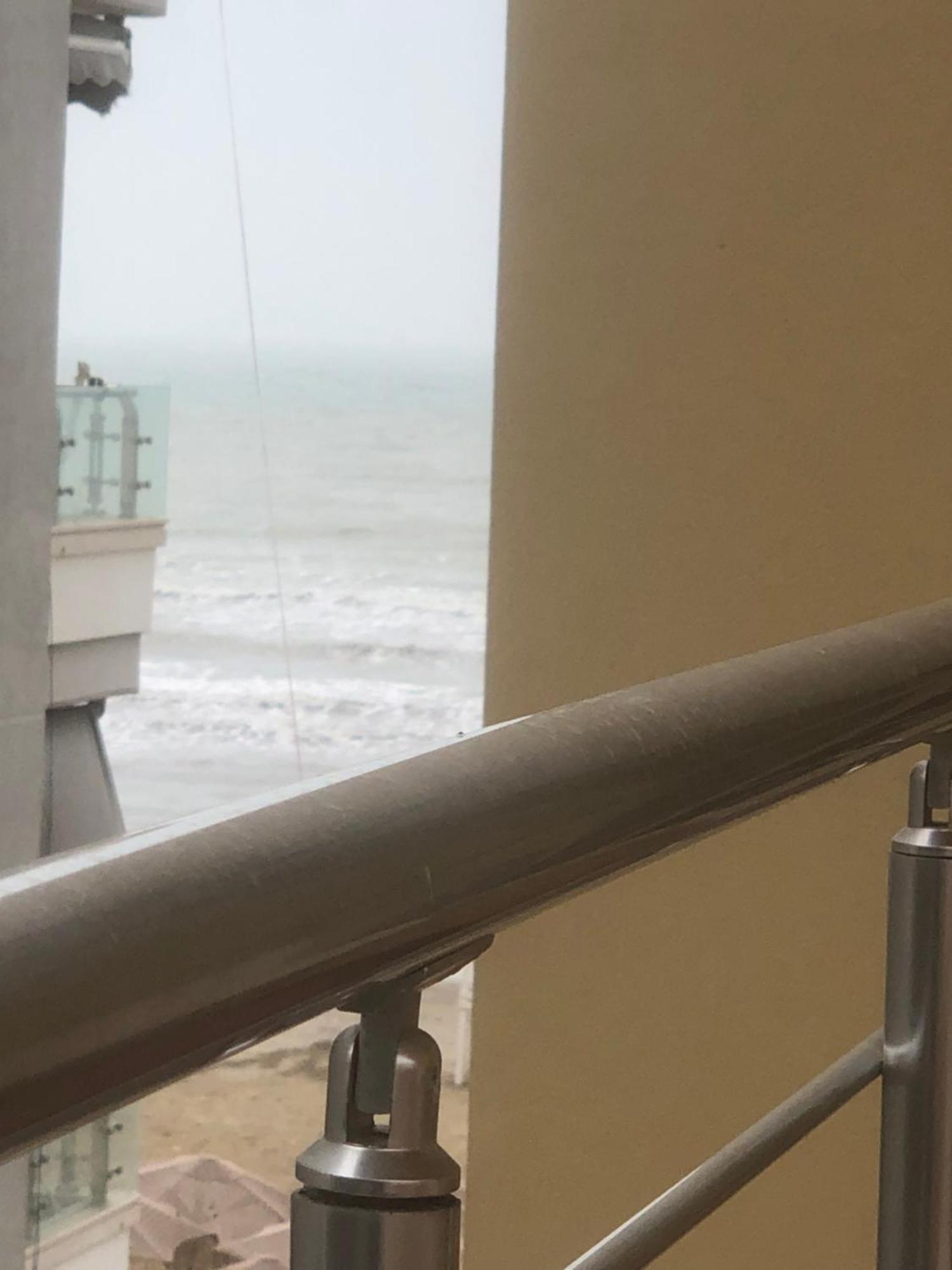 Sun & Sea Apartment Durrës Kültér fotó